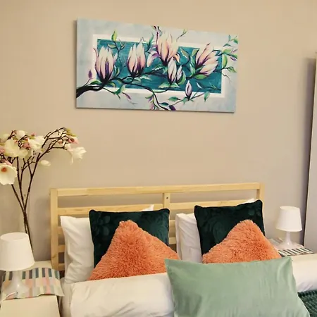 Magnolia City Centre Apartment *
